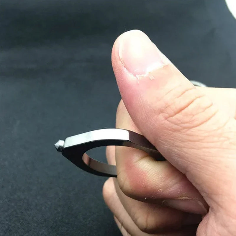 Specjalny brelok do samoobrony