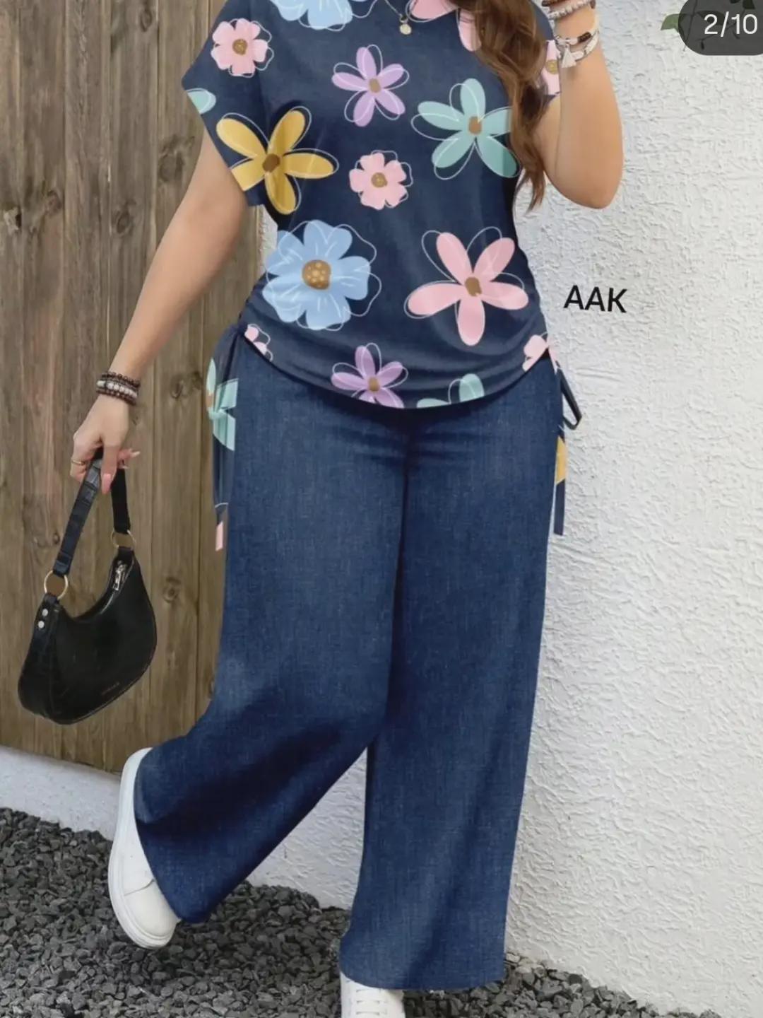 Női kétrészes szett: Egyszínű, mintás, lengedező ujjú, húzózsinóros felső és rugalmas derekú, széles szárú crop top