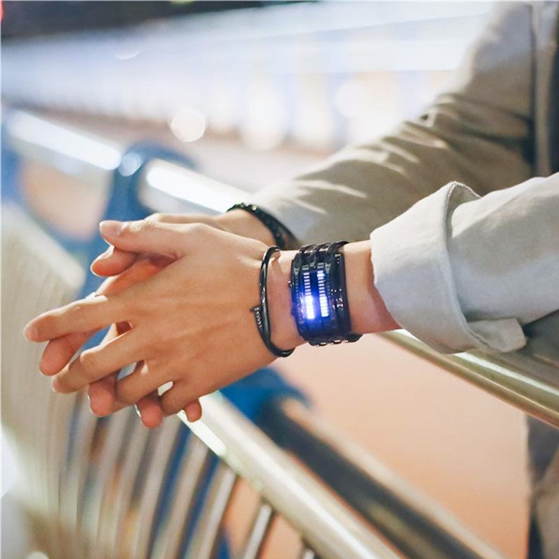 ⌚ MOST 50% KEDVEZMÉNY! 🤓 Cyberpunk bináris LED óra – „Csak a geekek értik” – Futurisztikus, egyedi és szemet gyönyörködtető kék LED kijelzővel 💙