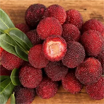 Olbrzymia jagoda laurowa：Wielkość piłeczki do ping-ponga, ⭐Smak połączenia truskawek i wiśni