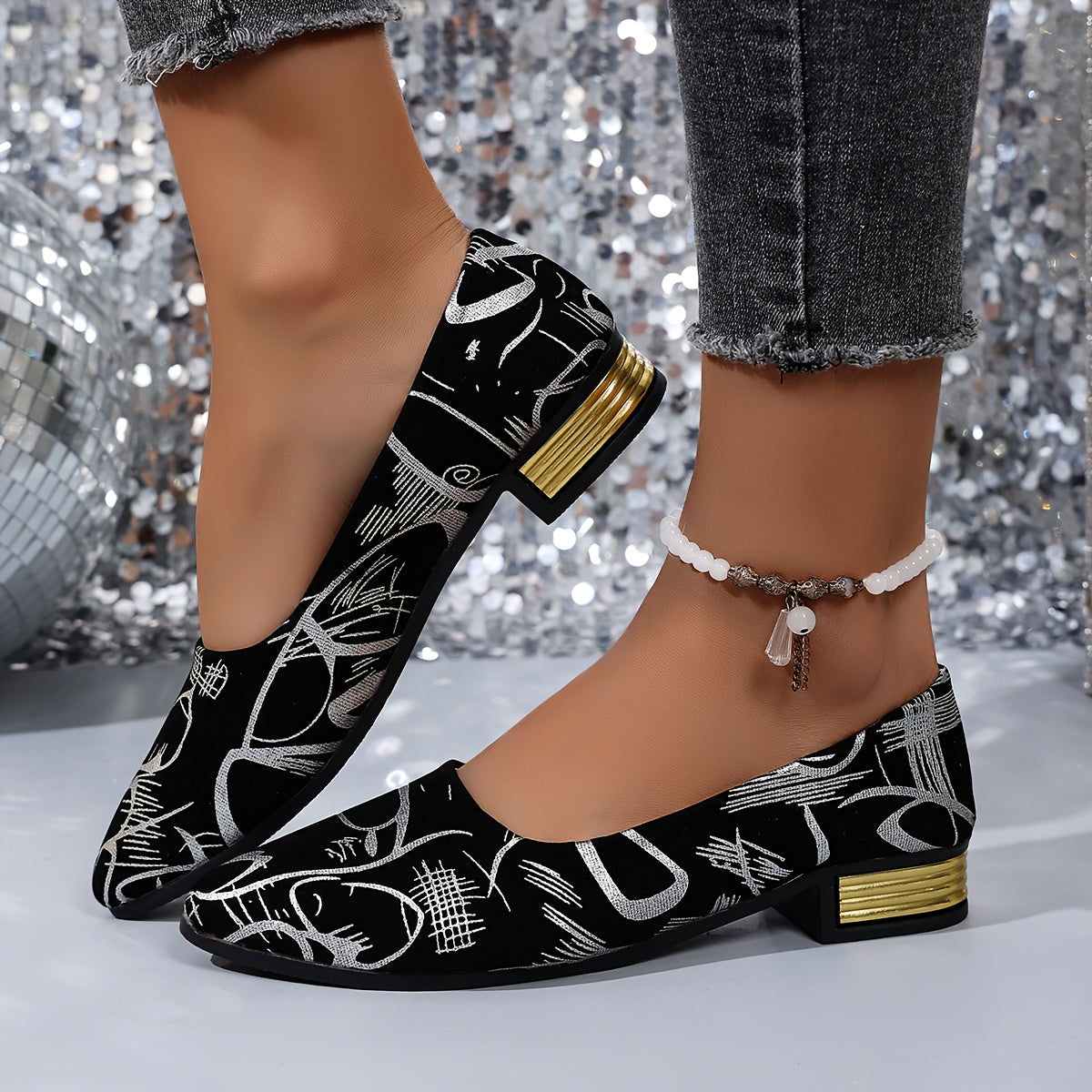 Damskie modne buty na niskim obcasie