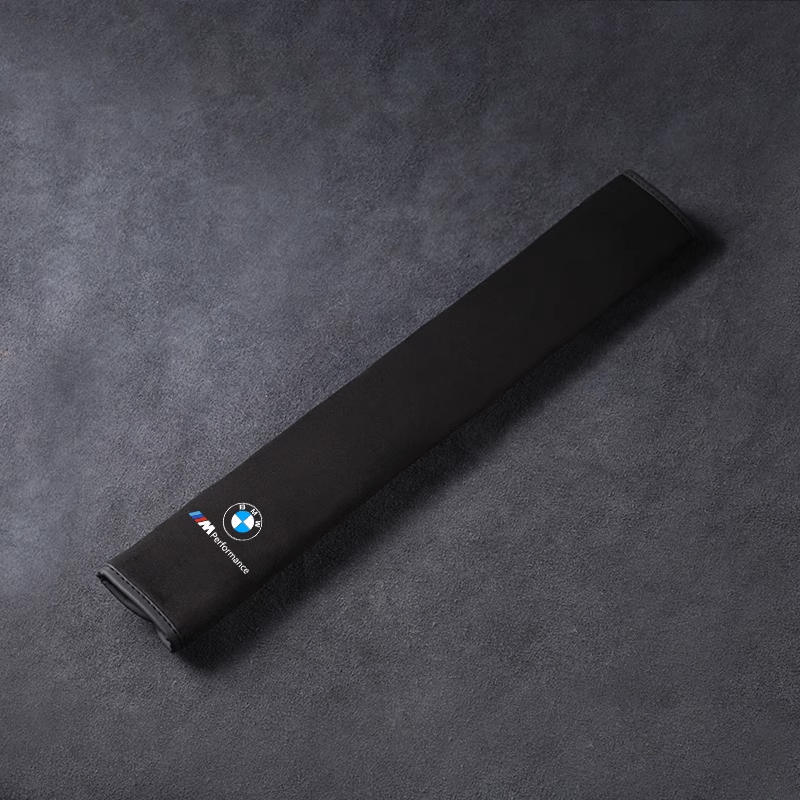 Nakładka na pas bezpieczeństwa SilkLeather – ochrona szyi i możliwość umieszczenia logo