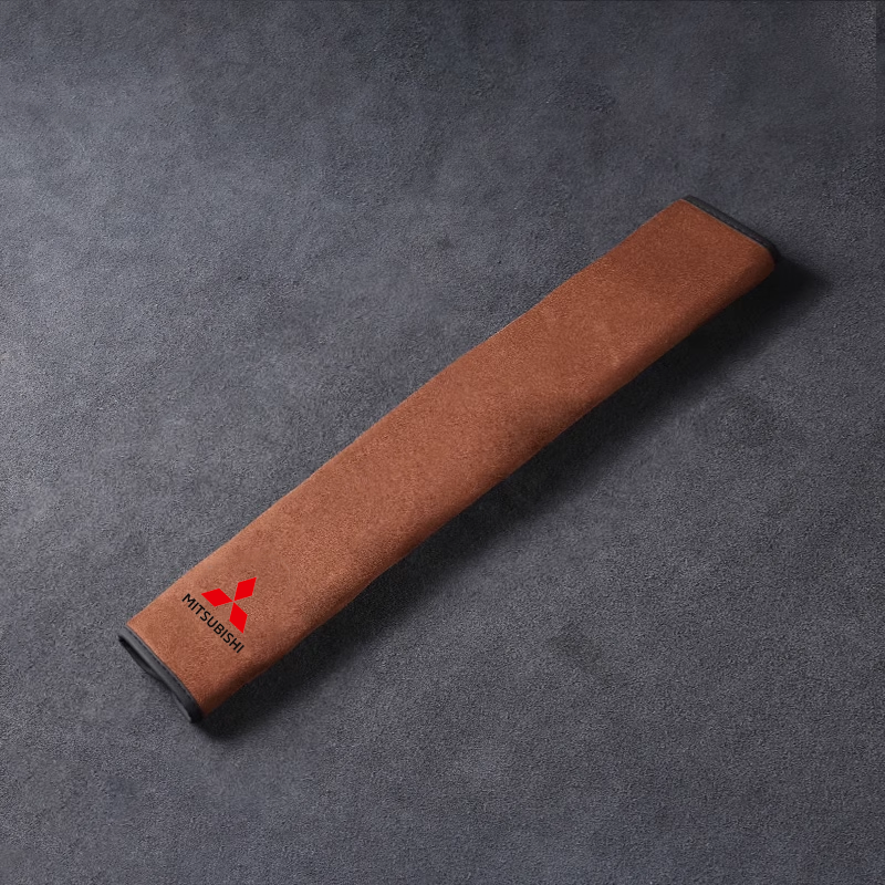 Nakładka na pas bezpieczeństwa SilkLeather – ochrona szyi i możliwość umieszczenia logo