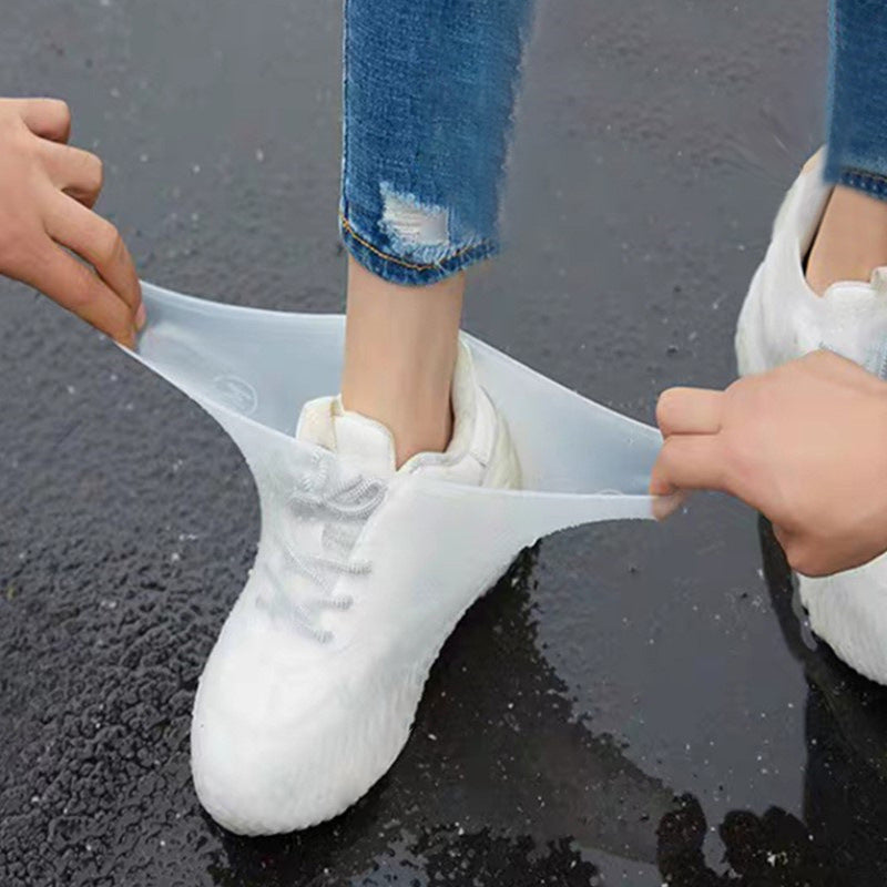 ☔ Vízhatlan eső cipővédő – 🛡️ Tökéletes esőállóság és száraz lábak a zord időben 🚶‍♂️🌧️
