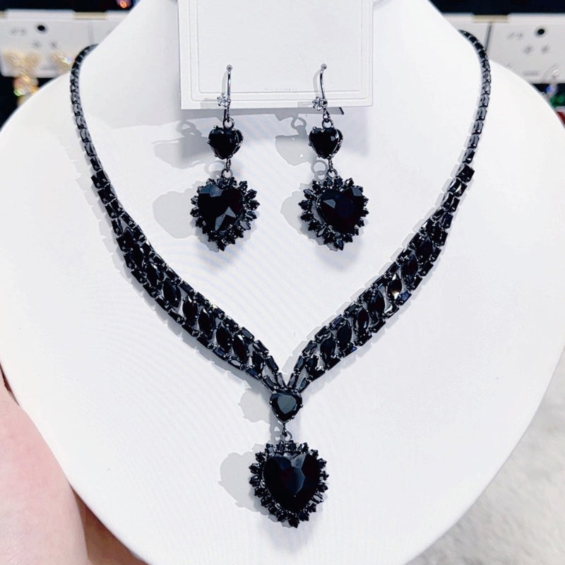 💎✨ Csillogó szív alakú ékszerszett (nyaklánc + fülbevaló) – elegáns és romantikus
