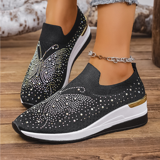🌬️🏃‍♀️ Női strasszos pillangós slip-on sportcipő – Csillámló kényelem és könnyed viselet ✨🦋
