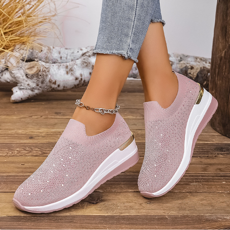🌬️🏃‍♀️ Női strasszos pillangós slip-on sportcipő – Csillámló kényelem és könnyed viselet ✨🦋
