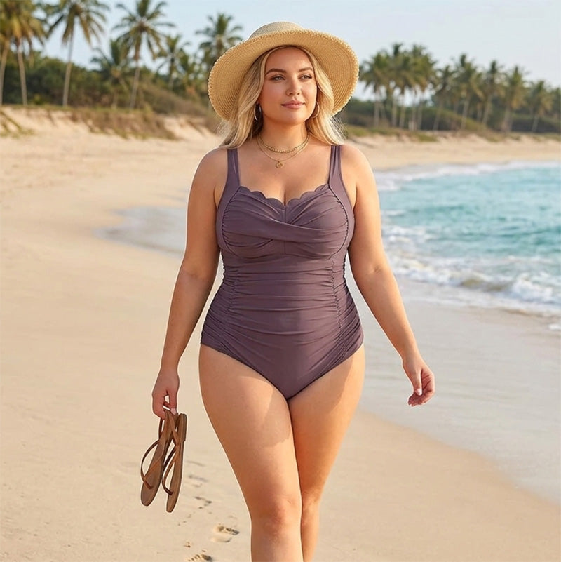 Klasszikus egyrészes női fürdőruha plus size méretekben
