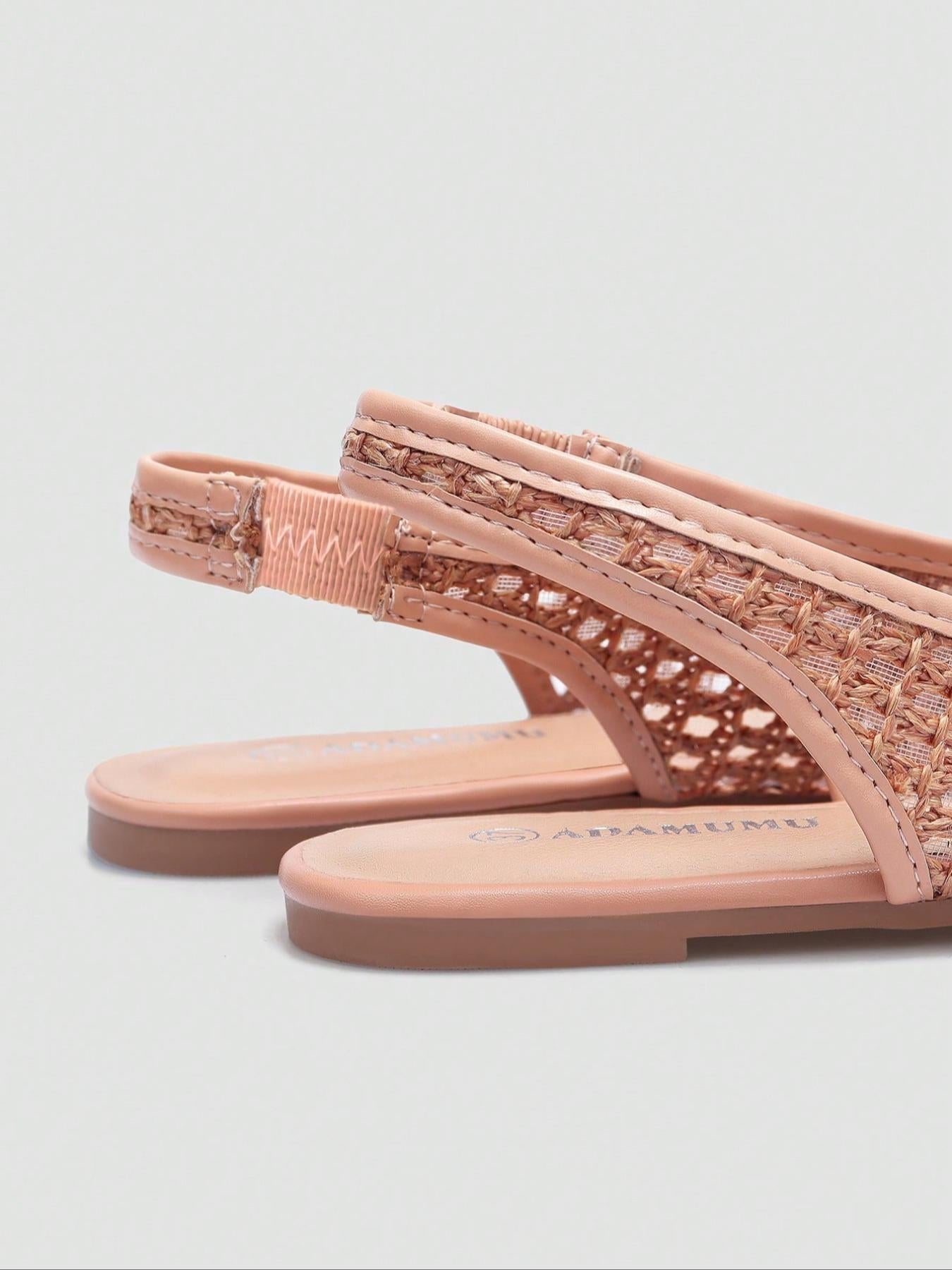 👡🌸 Női fonott nyitott sarkú szandál – Elegáns fonott textúra, amely azonnal francia sikket és laza eleganciát kölcsönöz ✨